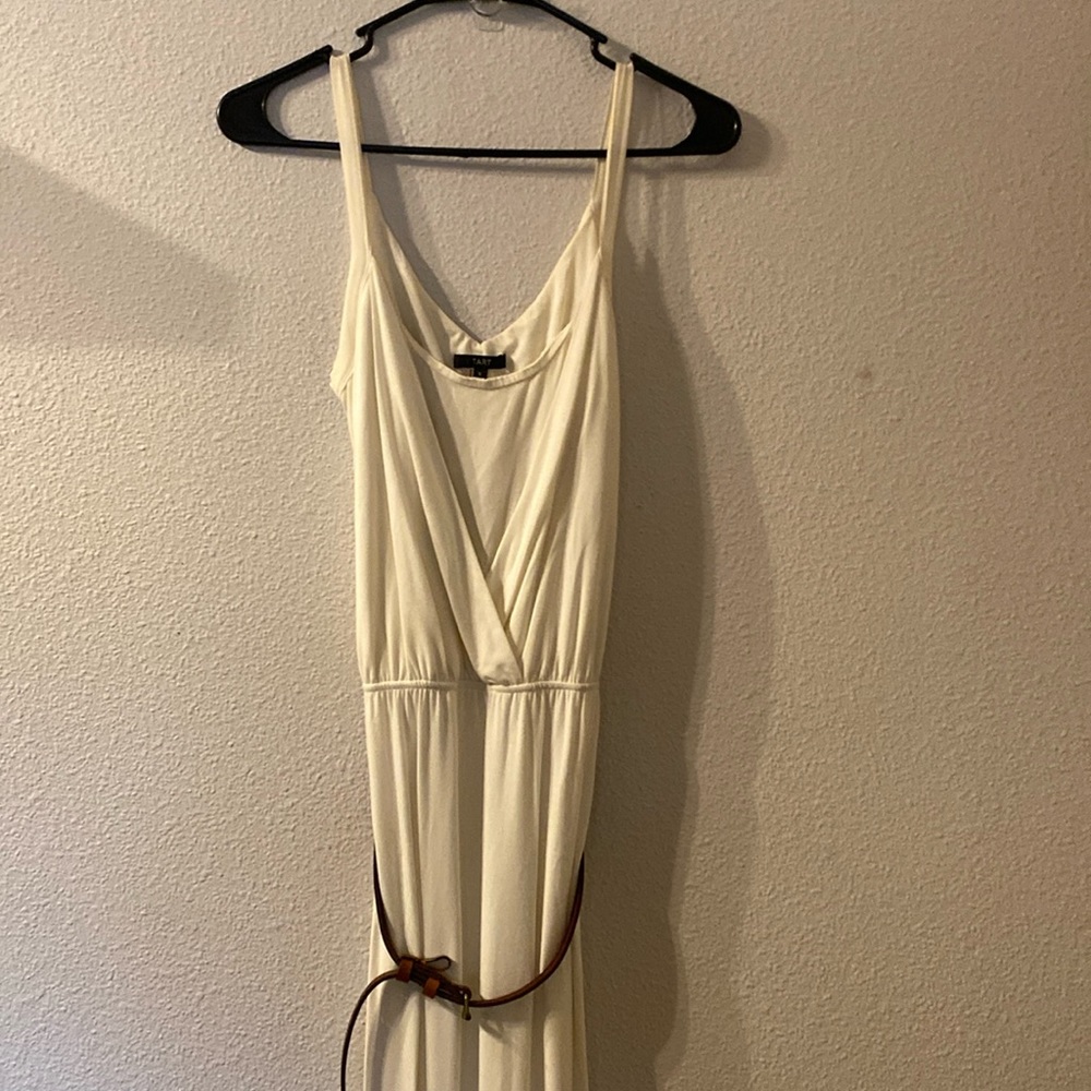 Tart maxi vneck dress with built in bra size small
